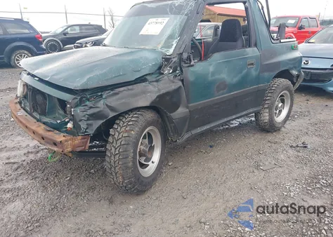 1996 Geo Tracker z USA, uszkodzony, nr VIN 2CNBJ1863T6947173